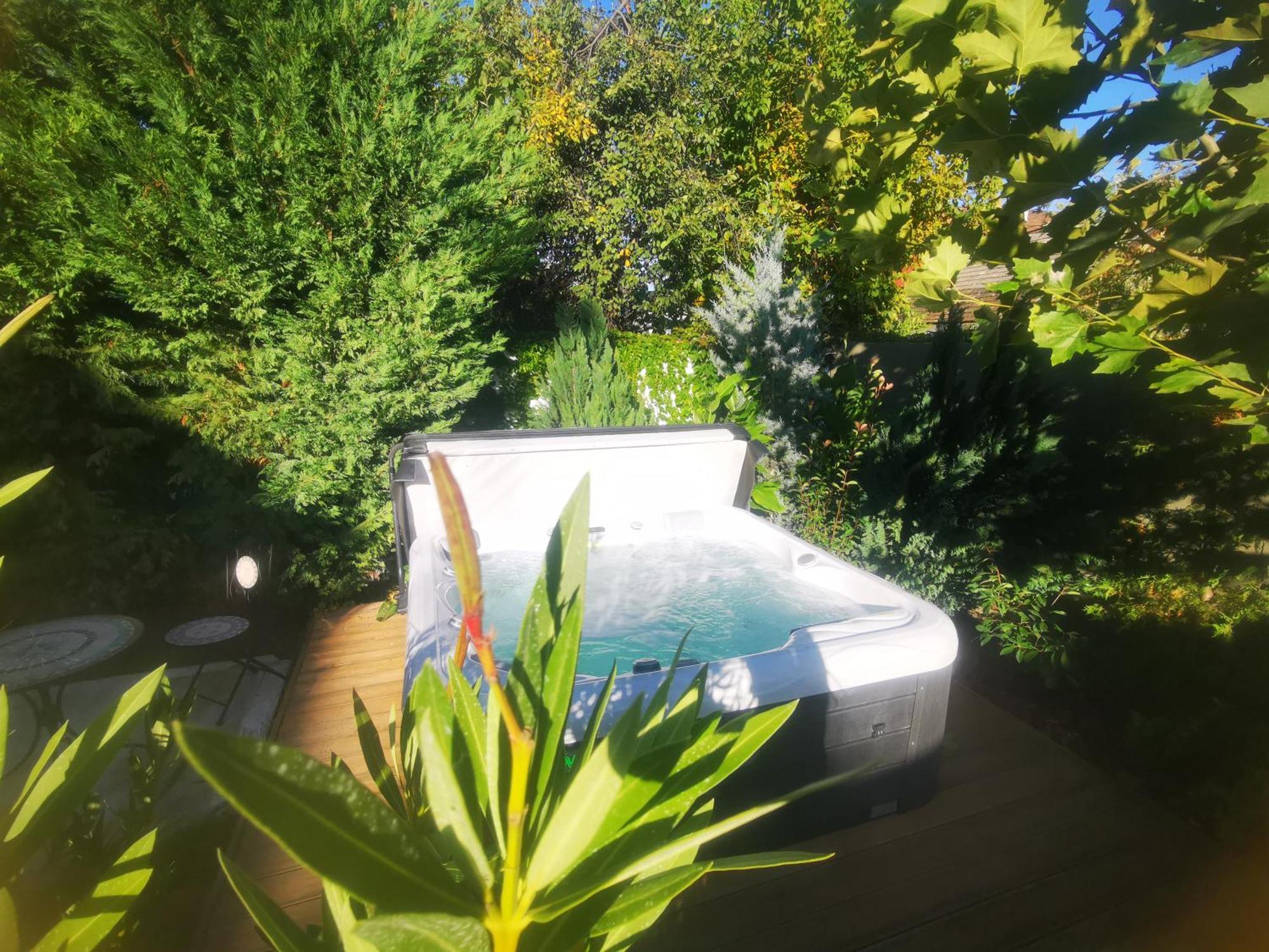 Kuria Apartman With Private Jacuzzi And Pool Budapešť Exteriér fotografie